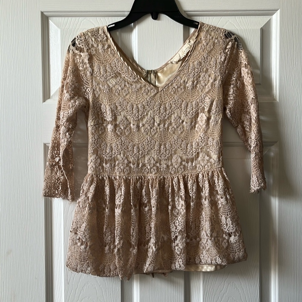 Areve Cream Lace Top